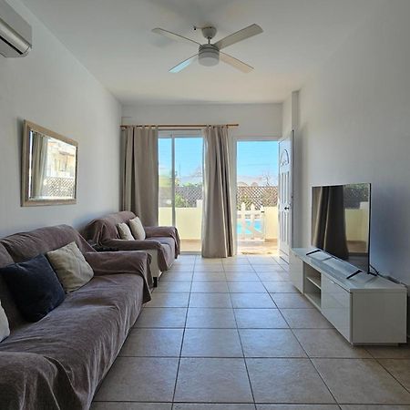 Peaceful Apartment With Double Bed - Oak Breeze Πάφος Εξωτερικό φωτογραφία
