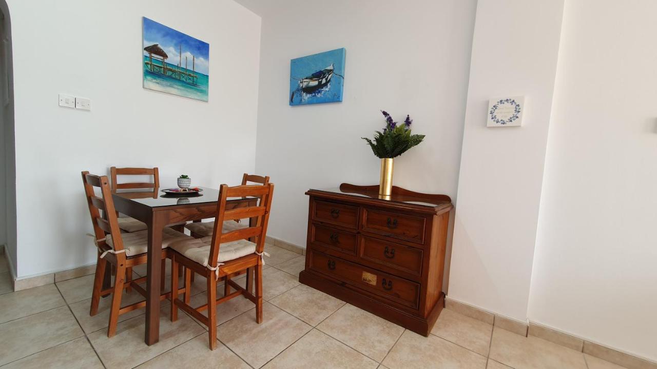 Peaceful Apartment With Double Bed - Oak Breeze Πάφος Εξωτερικό φωτογραφία