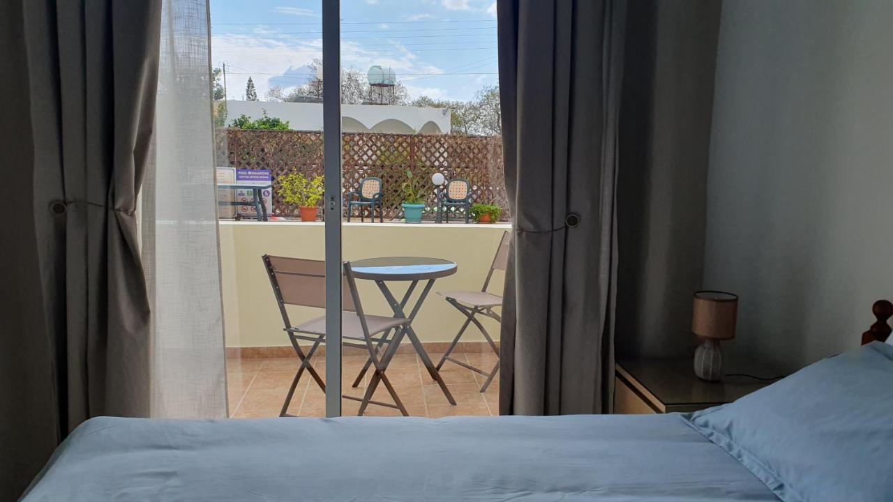 Peaceful Apartment With Double Bed - Oak Breeze Πάφος Εξωτερικό φωτογραφία